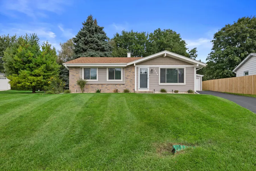 1628 Wiese Ln, Mount Pleasant, WI 53406 - #2