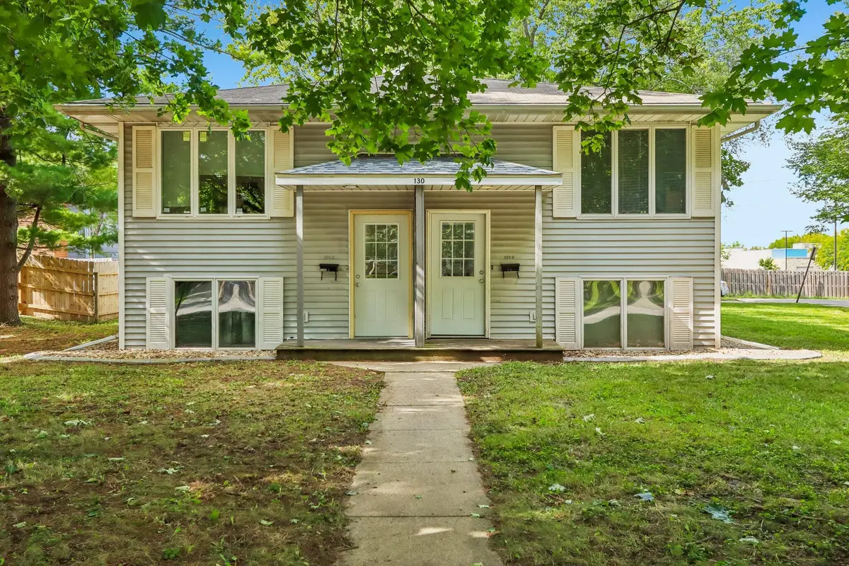 130 N 12th Pl, Whitewater, WI 53190 - #1