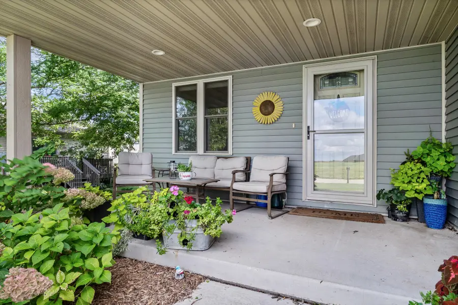 101 Sunflower St, Westby, WI 54667 - #2