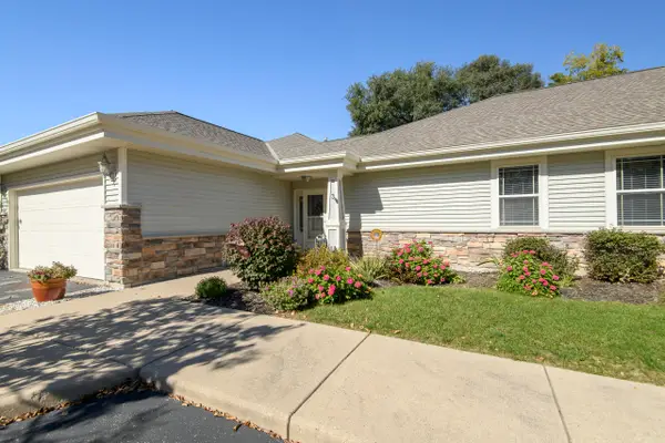 331 Westside Ave, Mukwonago, WI 53149