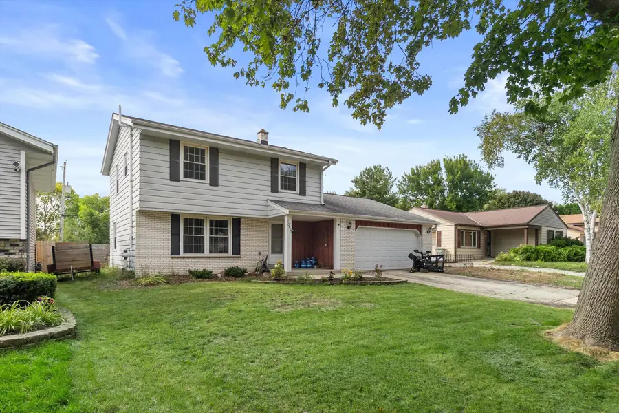7053 N 45th St, Milwaukee, WI 53223 - #2