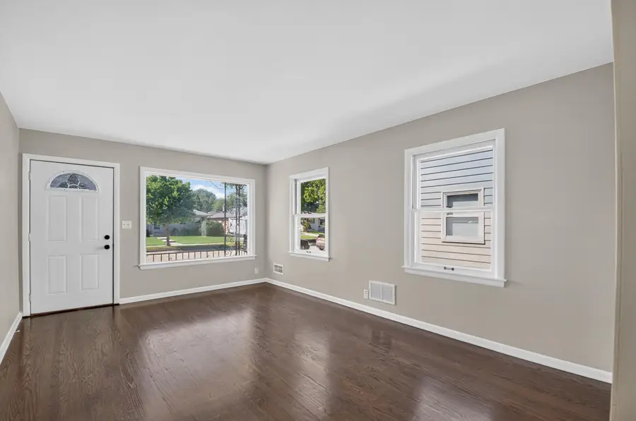 2039 Wustum Ave, Racine, WI 53404 - #3