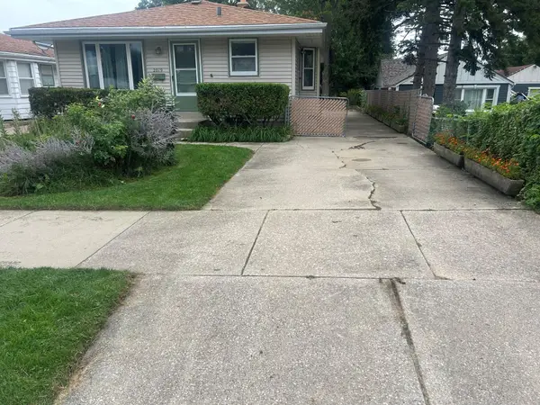 2019 Kentucky St, Racine, WI 53405