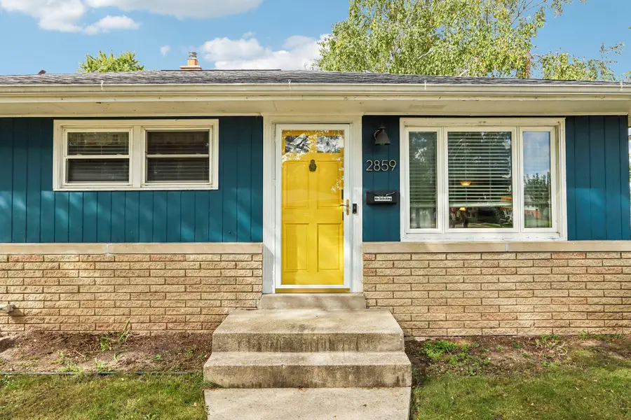 2859 S 96th St, West Allis, WI 53227 - #2