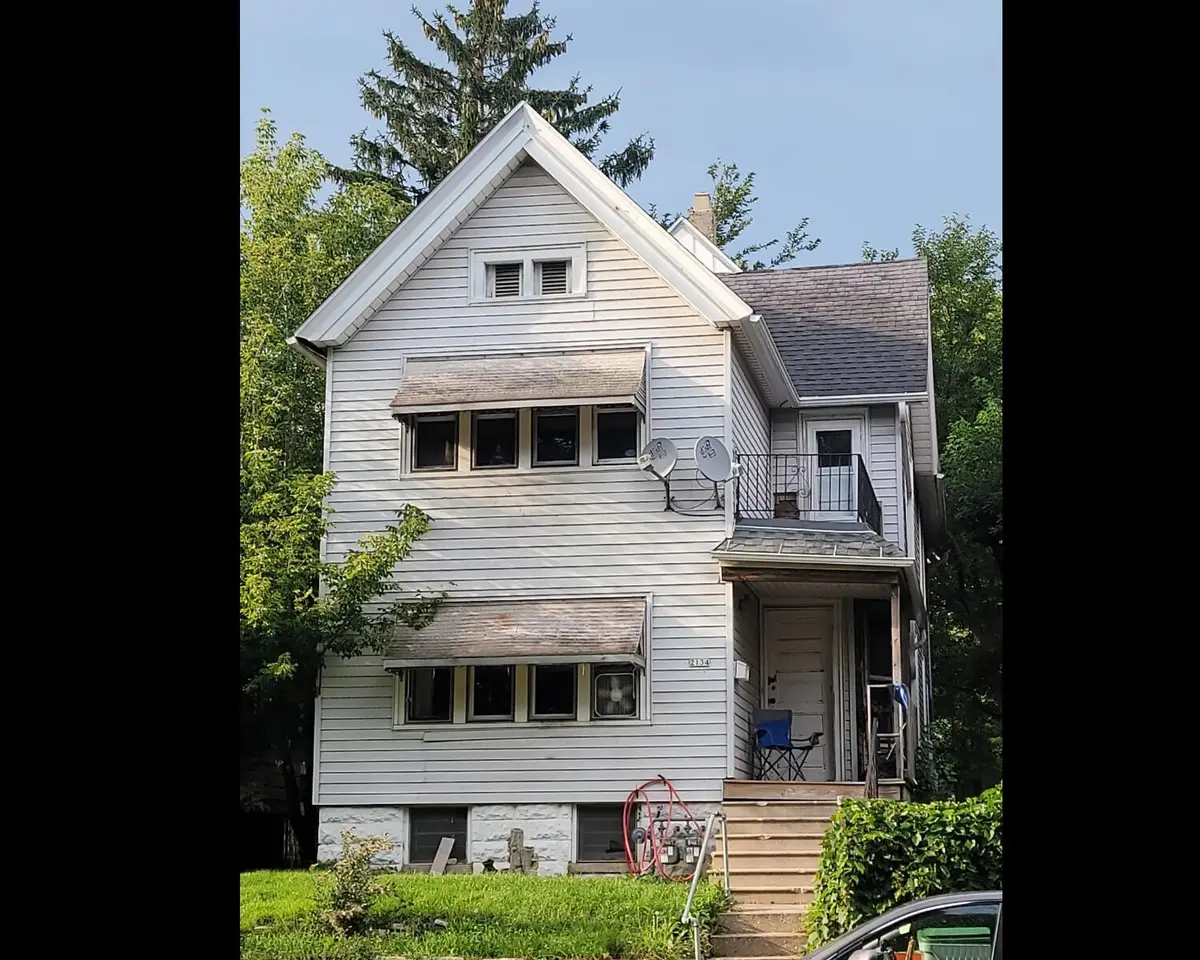 2134 W Lincoln Ave, Milwaukee, WI 53215 - #1