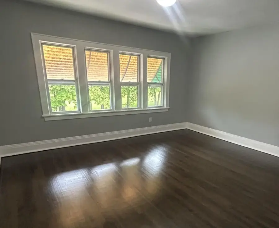 2134 W Lincoln Ave, Milwaukee, WI 53215 - #2