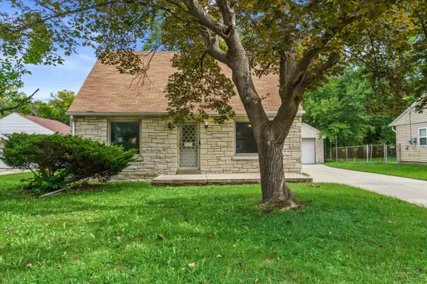 5268 N 60th St, Milwaukee, WI 53218