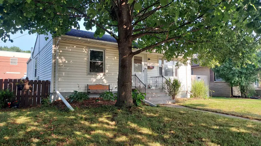 1405 15th Ave, South Milwaukee, WI 53172 - #2