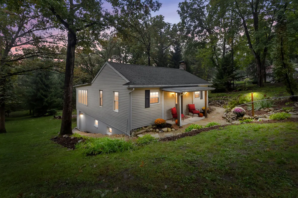 N6830 Tippecanoe Trl, Sugar Creek, WI 53121 - #1