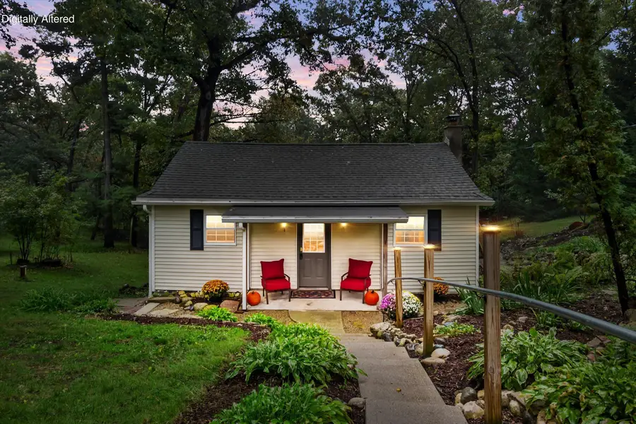 N6830 Tippecanoe Trl, Sugar Creek, WI 53121 - #3