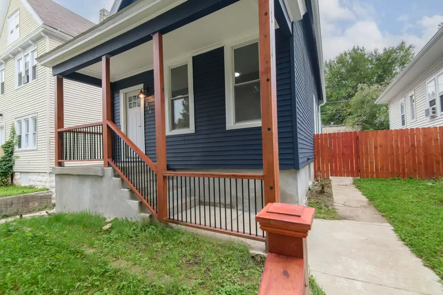 316 E Clarence St, Milwaukee, WI 53207 - #3
