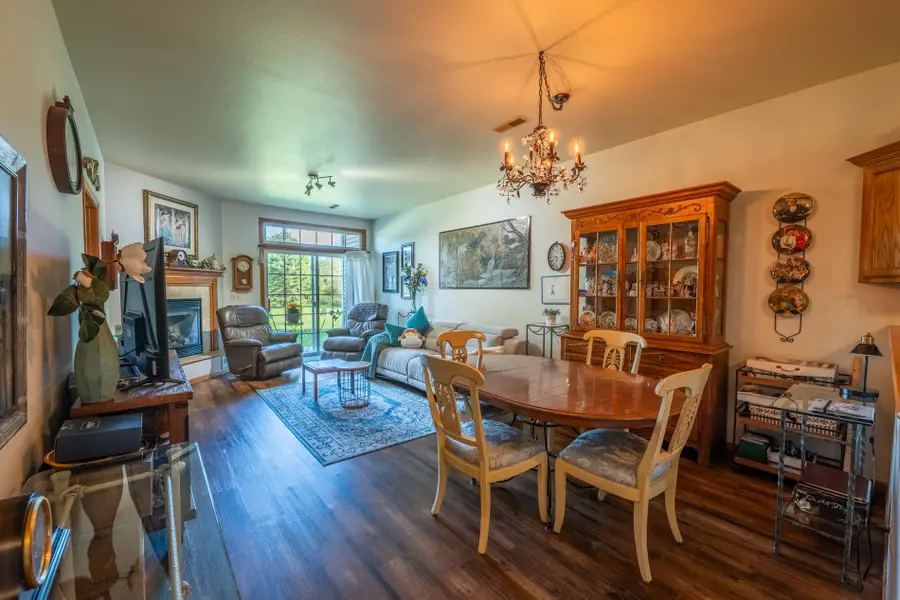 770 Bridlewood Dr, Hartford, WI 53027 - #2