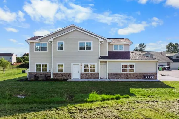 480 Quiet Meadow Ln, Johnson Creek, WI 53038