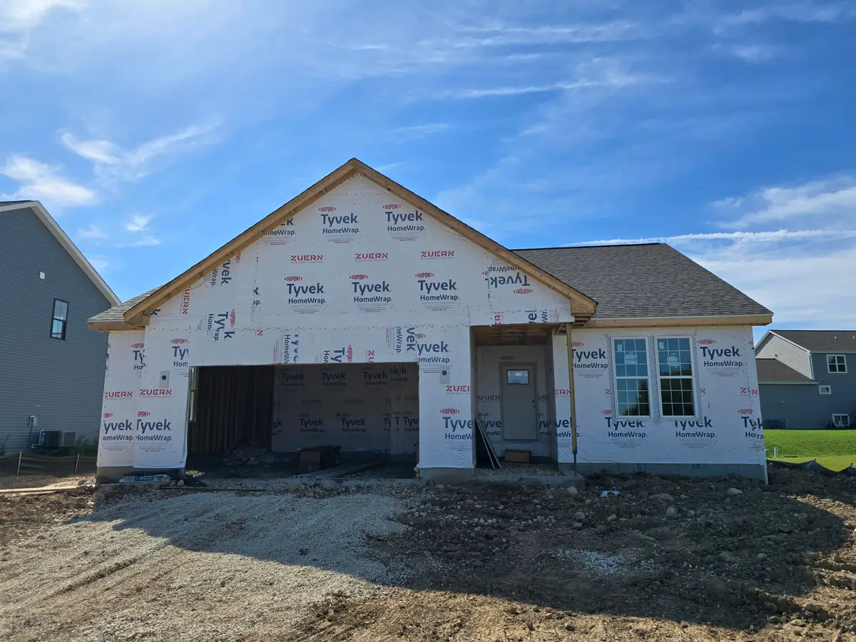1479 Patton Dr, Hartford, WI 53027 - #1
