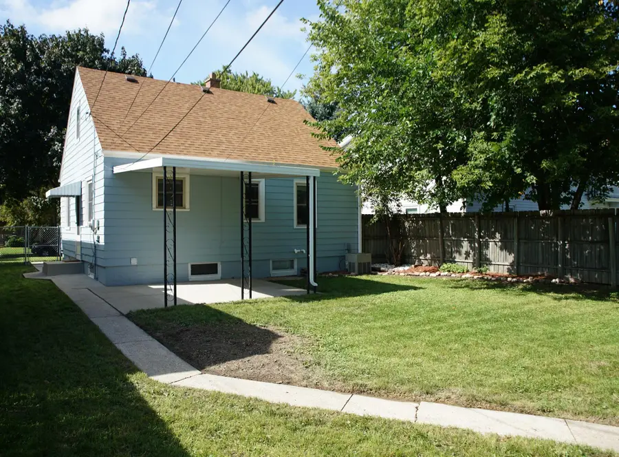 4112 S 2nd St, Milwaukee, WI 53207 - #2