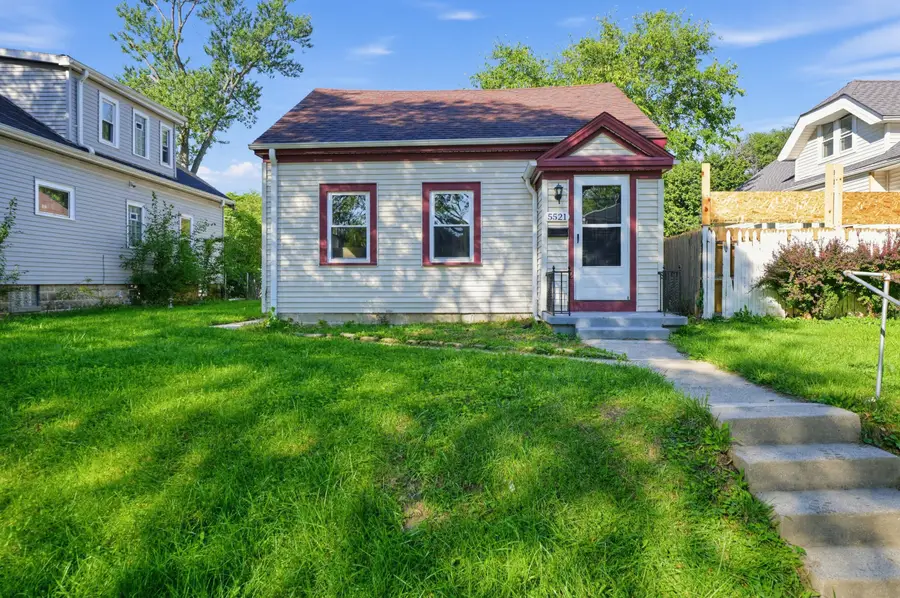 5521 N 33rd St Milwaukee, Milwaukee, WI 53209 - #3