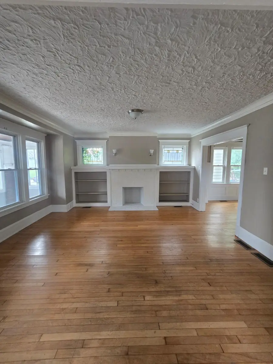 2563 N Hubbard St, Milwaukee, WI 53212 - #3