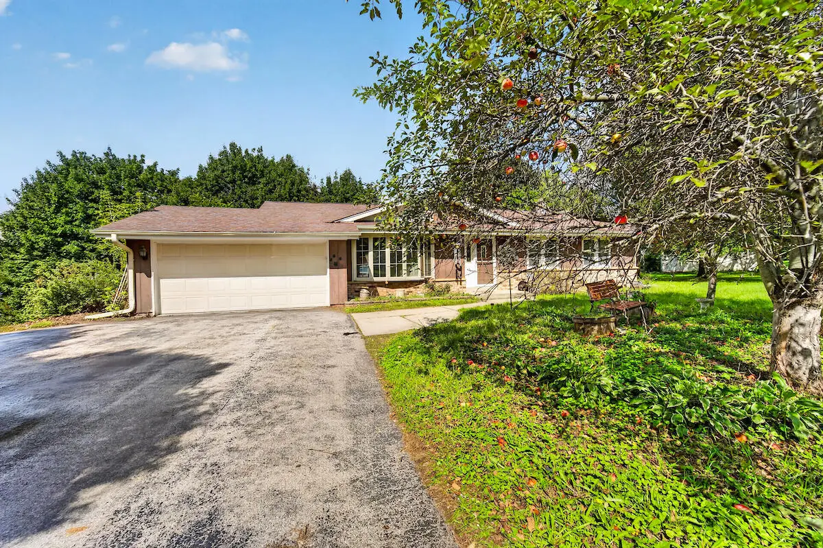 474 E Welsh Rd, Wales, WI 53183 - #1