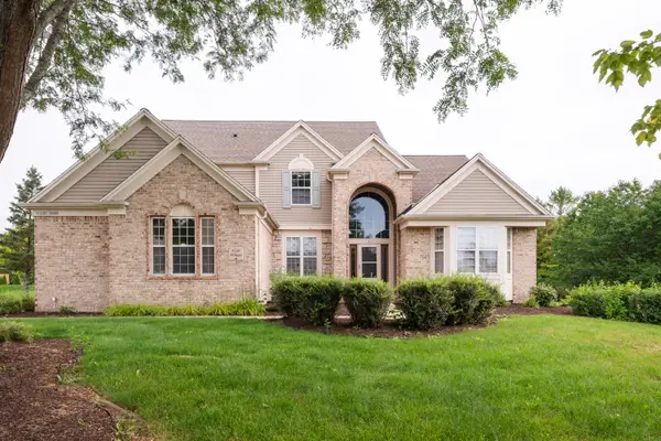 N103W14660 Hawkeye Ct, Germantown, WI 53022