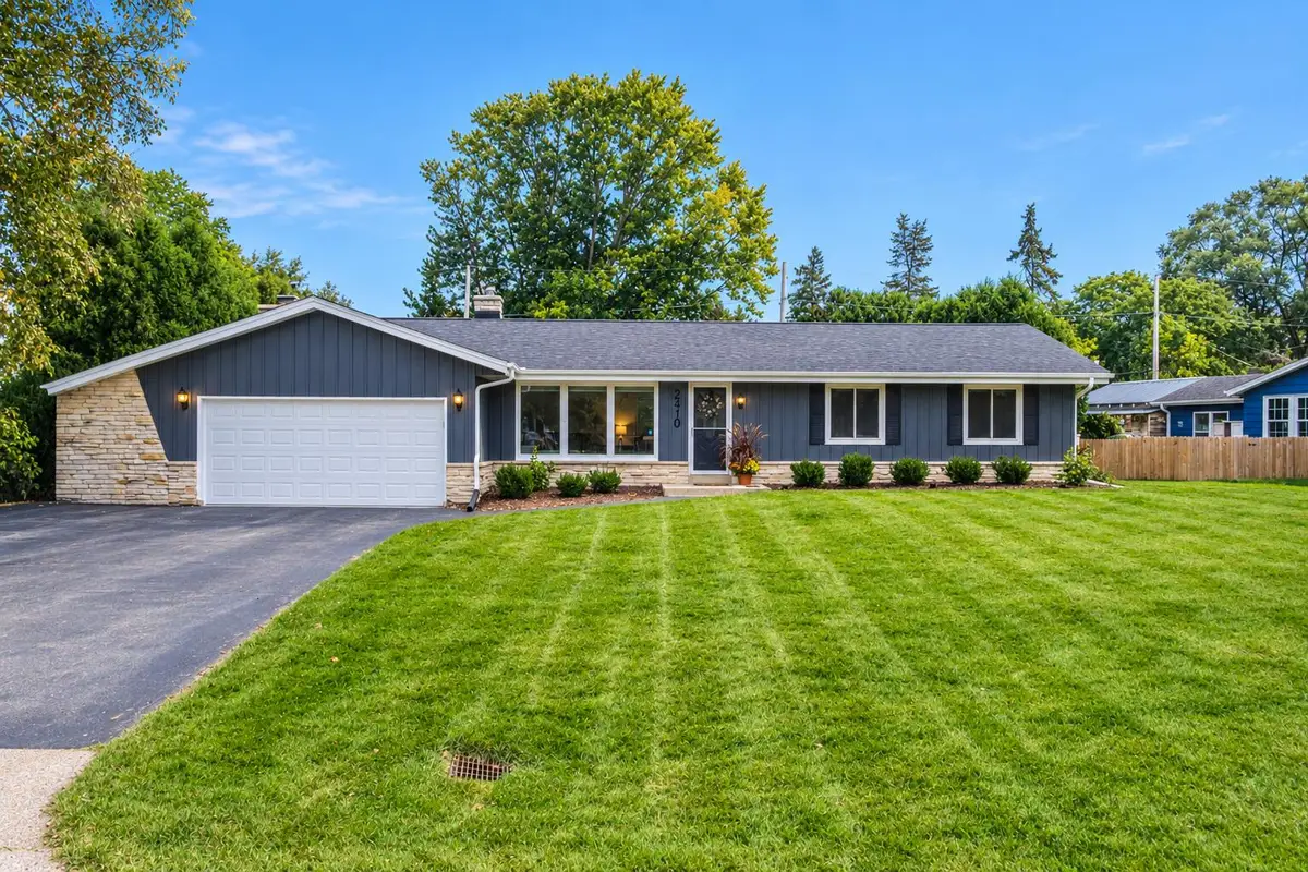 2410 Camelot Dr, Brookfield, WI 53045 - #1