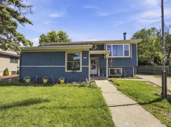 1336 S 92nd St, West Allis, WI 53214