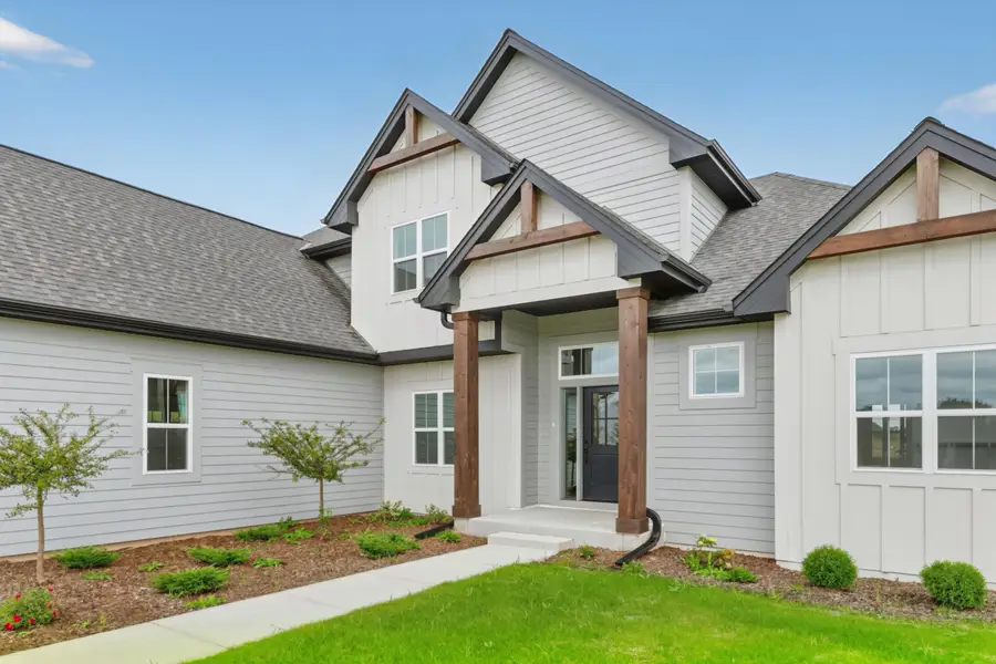 9951 Cygnet Ct, Mequon, WI 53097 - #3