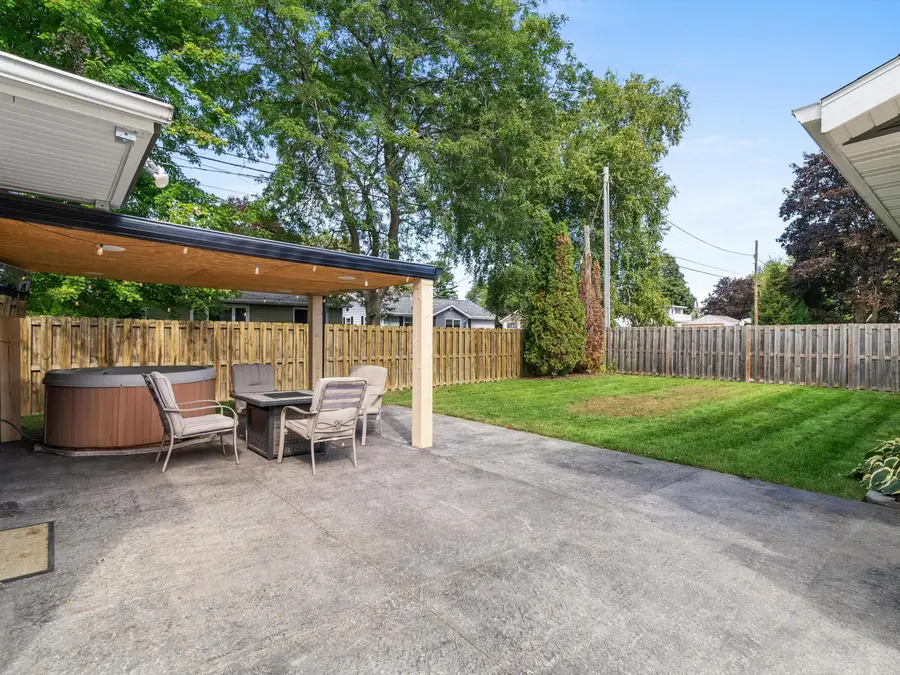 3917 Tannery Rd, Two Rivers, WI 54241 - #2