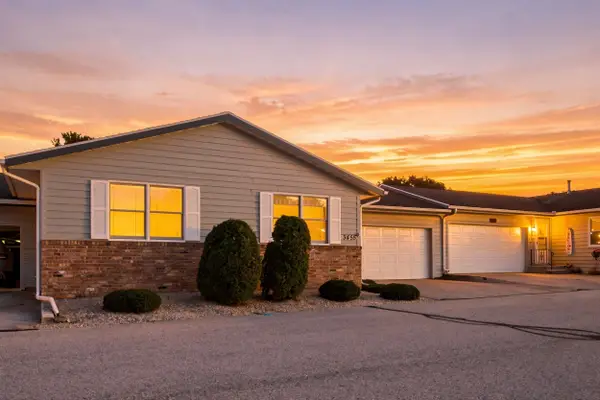 3455 Woodbridge Ct, La Crosse, WI 54601