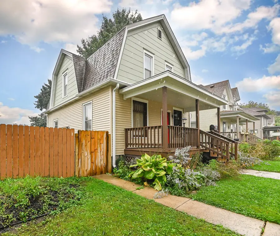 2159 Clarence Ave, Racine, WI 53405 - #3