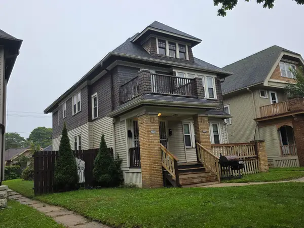 2944 N 47th St, Milwaukee, WI 53210