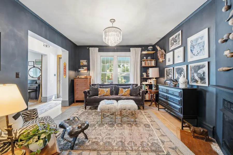 432 E Smith St, Milwaukee, WI 53207 - #2