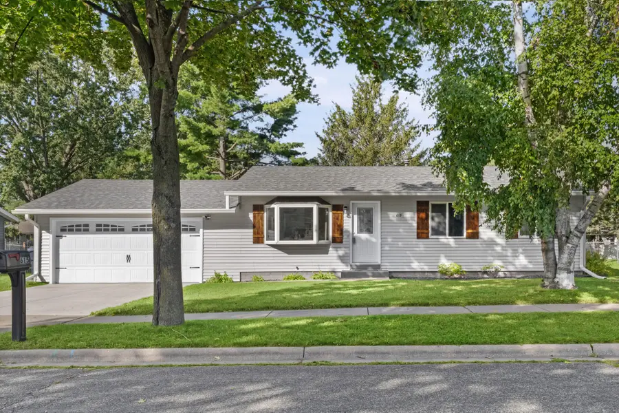 615 11th Ave N, Onalaska, WI 54650 - #2