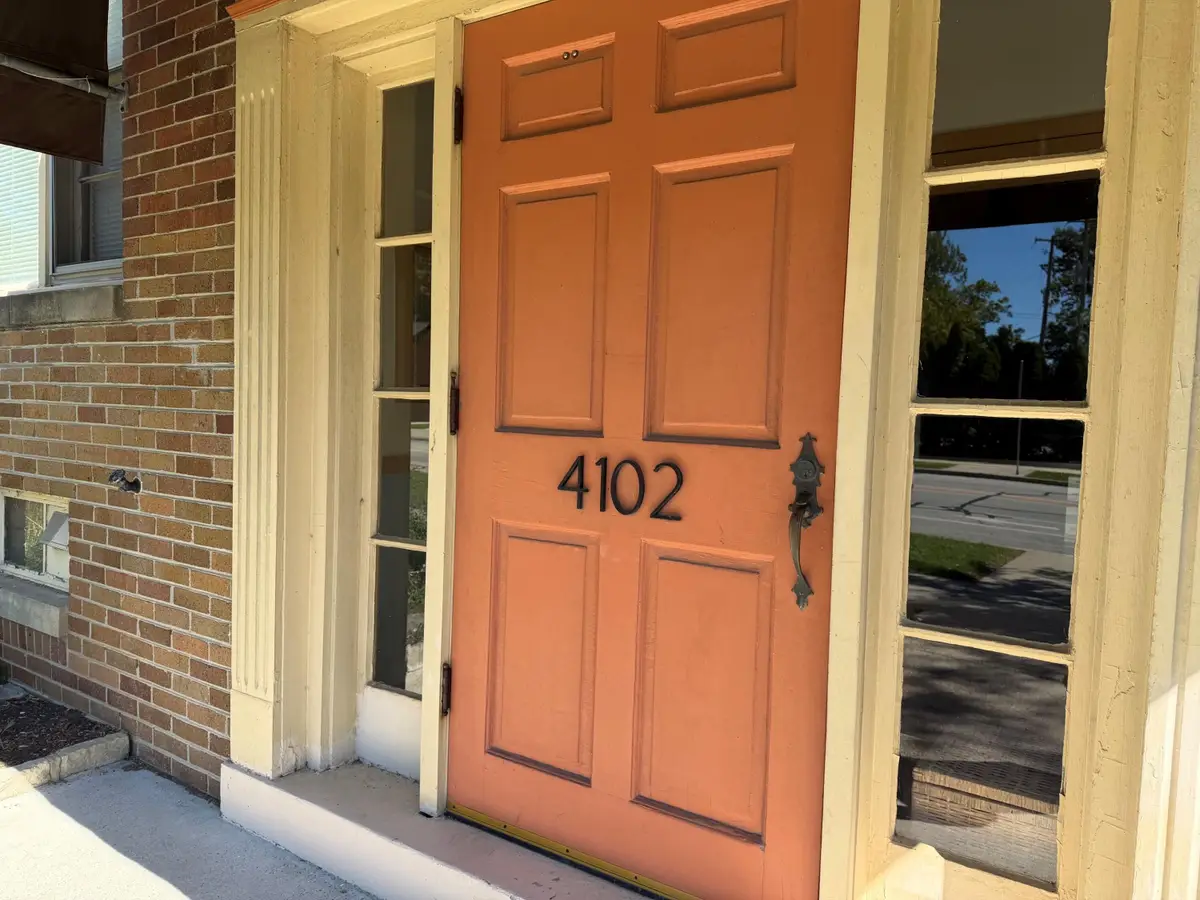4102 N Wilson Dr, Shorewood, WI 53211 - #1