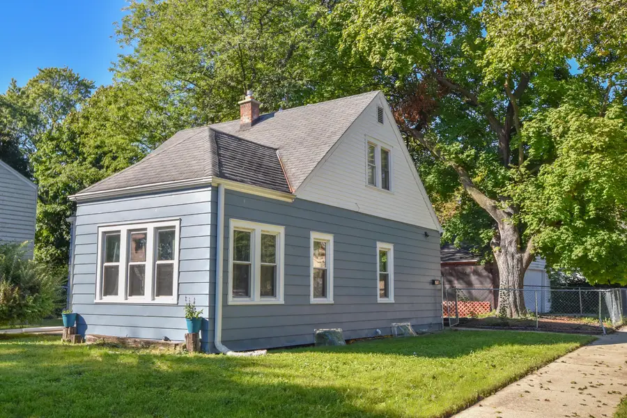 5379 N 52nd St, Milwaukee, WI 53218 - #2