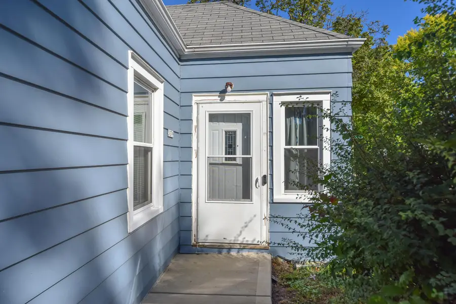 5379 N 52nd St, Milwaukee, WI 53218 - #3