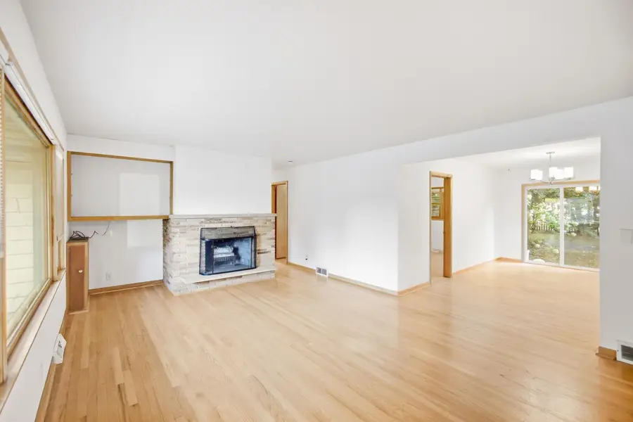 6627 Franklin Ave, Middleton, WI 53562 - #3