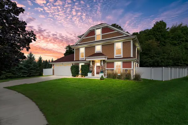 914 Durango Dr, Hartford, WI 53027