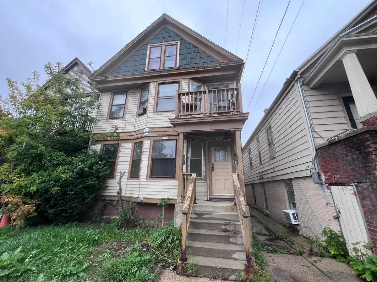 1560 W Becher St, Milwaukee, WI 53215 - #1