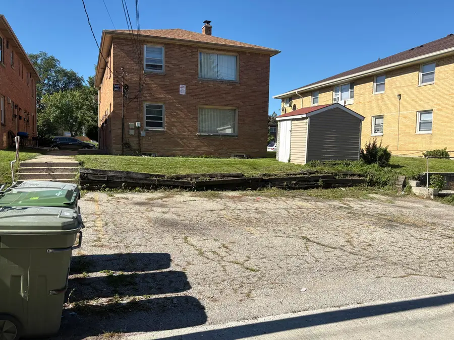 7156 W Appleton Ave, Milwaukee, WI 53216 - #3