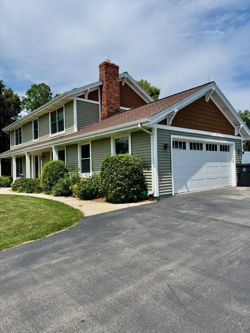W227S7710 Oakview Dr, Vernon, WI 53103 - #2