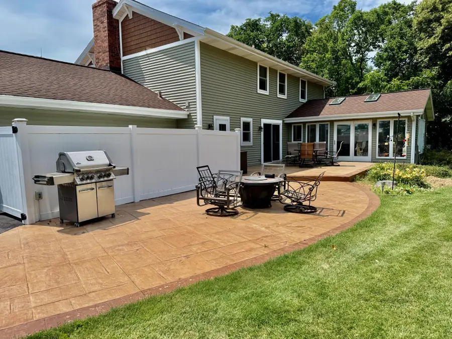 W227S7710 Oakview Dr, Vernon, WI 53103 - #3