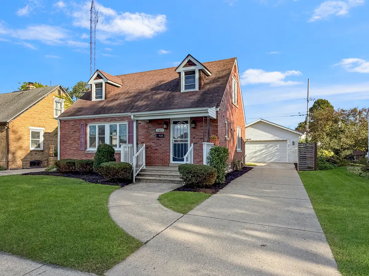 2401 Lincoln Rd, Kenosha, WI 53143 - #1