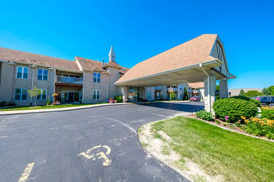 N113W16241 Sylvan Cir, Germantown, WI 53022 - #2