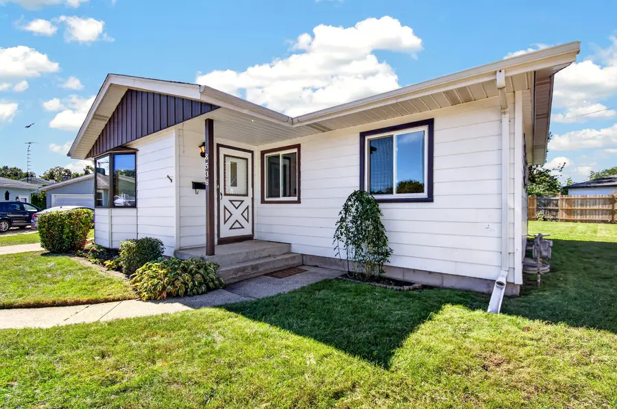 8536 18th Ave, Kenosha, WI 53143 - #3