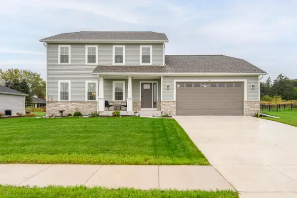781 S Dewey Ave, Jefferson, WI 53549