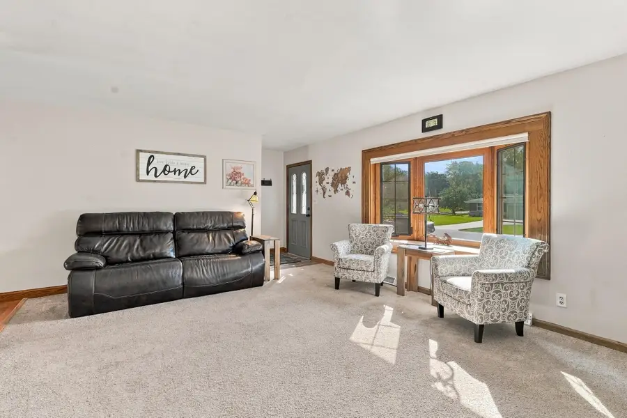 N65W28506 Fairlane Dr, Merton, WI 53029 - #3