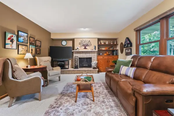 12655 W Eden Ct, New Berlin, WI 53151