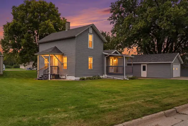 112 Wall St W, Holmen, WI 54636
