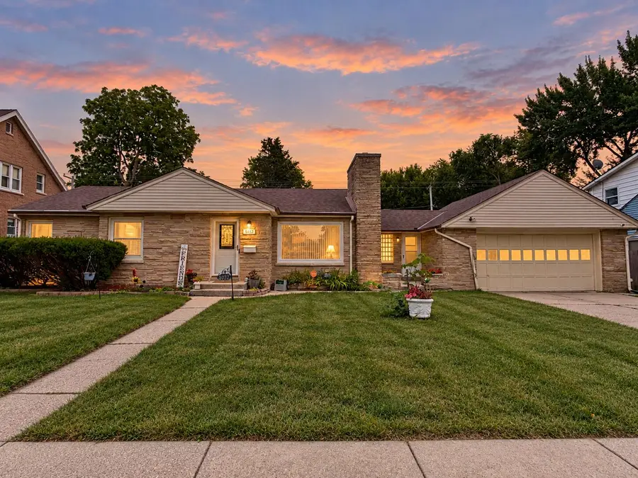 5032 N 60th St, Milwaukee, WI 53218 - #2