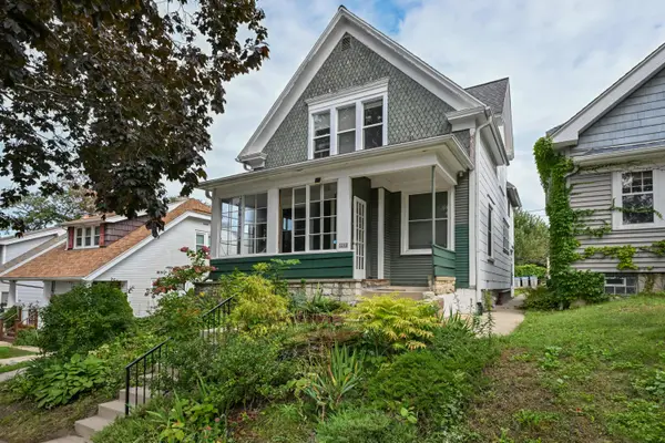 3248 S Delaware Ave, Milwaukee, WI 53207
